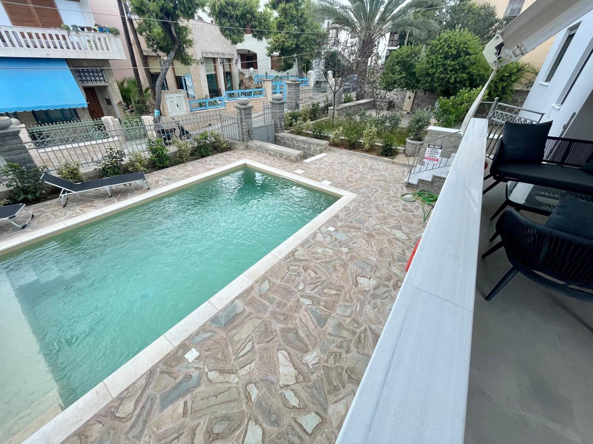 Villa Isabella Aegina Vathí Exteriör bild